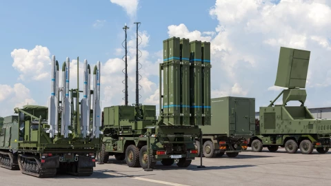 Putin vừa tuyên bố sản xuất hàng loạt Oresnik, Đan Mạch gấp rút lắp lá chắn tên lửa giữa lúc châu Âu cảnh giác cao độ
