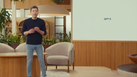 OpenAI phát hành GPT-5, mô hình AI “lập trình và viết lách tốt nhất thế giới”
