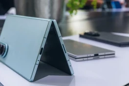 Đây là những gì xảy ra khi bạn gập mở Samsung Galaxy Z Fold7 tới 200.000 lần