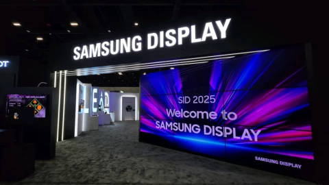 Samsung và LG chỉ còn vài năm nữa trước khi bị BOE đuổi kịp