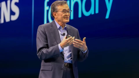Ông Lip-Bu Tan là ai? Vì sao Tổng thống Mỹ yêu cầu ông từ chức CEO Intel?
