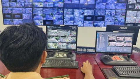 24.000 xe máy bị CSGT TP.HCM phạt nguội: Nhiều lỗi vi phạm vẫn diễn ra hằng ngày