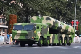 Tên lửa Trung Quốc mạnh nhất thế giới nhưng bị “khai tử” vì lý do khó tin
