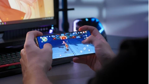 Giảm đến 4.000.000 đồng khi mua Gaming Phone REDMAGIC 10S Pro tại FPT Shop