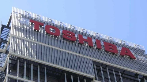 Toshiba bất ngờ trỗi dậy mạnh mẽ, lợi nhuận tăng vọt gần 4 lần