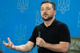 Zelensky bất ngờ nới tuổi xuất cảnh cho nam giới Ukraine giữa chiến sự