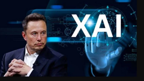 Tỷ phú Elon Musk lại "đấu khẩu" với Apple