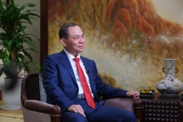 Bloomberg: VinFast tiếp tục chiến lược mở rộng ở châu Á bất chấp thị trường xe điện tăng trưởng chậm