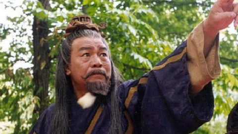 Cả giang hồ theo đuổi Quỳ Hoa Bảo Điển, vì sao Nhậm Ngã Hành có mà lại không luyện?