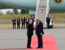 Putin đặt chân đến Alaska, Trump trải thảm đỏ không quên flex chiến đấu cơ gây tranh cãi