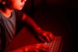 Trong thời đại AI, Internet trở thành mỏ vàng của bot và địa ngục của con người