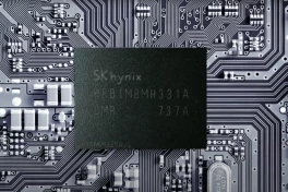 Suốt 3 thập kỷ thống trị, ngôi vương chip nhớ của Samsung đã bị phế truất
