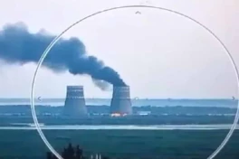 Máy bay không người lái Ukraine tấn công gây cháy nhà máy hạt nhân lớn nhất của Nga, nhiều câu hỏi được đặt ra
