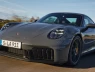 Porsche cắt giảm sản xuất pin: 911 động cơ xăng có sống sót lâu hơn?