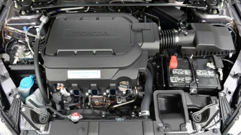 Liệu danh tiếng bền bỉ của Honda có sụp đổ vì lỗi động cơ mới?