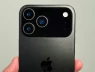 iPhone 17 Pro có thật sự biến thành “cục sạc dự phòng” cho AirPods và Apple Watch?