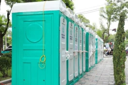 Hà Nội dựng 10 nhà bạt dã chiến, lắp hàng trăm nhà vệ sinh công cộng phục vụ người dân xem diễu binh 2/9 A80