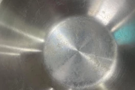Lý giải nồi inox rửa bằng máy rửa bát bị lốm đốm, xỉn màu