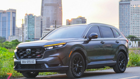 Loạt xe hybrid đang ưu đãi hàng trăm triệu đồng