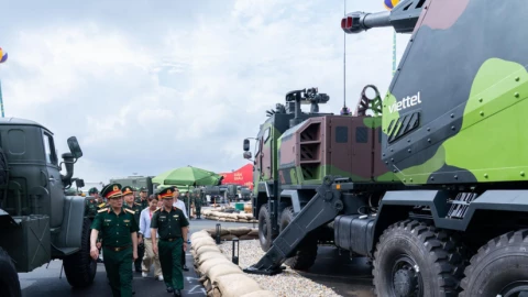 Hàng loạt khí tài công nghệ cao của Viettel được trình diễn tại triển lãm thành tựu 80 năm