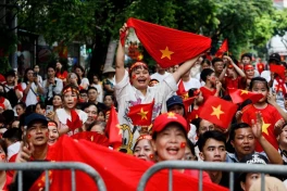 Ngân hàng tặng thêm tiền cho người dân liên kết tài khoản VNeID