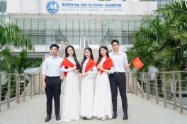 Hàng loạt trường đại học tặng mỗi sinh viên 100.000 đồng dịp Quốc khánh 2/9