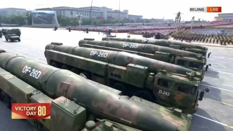 Tên lửa siêu thanh, tàu ngầm không người lái trình làng trong lễ diễu binh của Trung Quốc