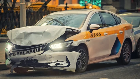 Tại sao một số vị trí trên ô tô va chạm nhẹ là biến dạng lại là tính năng?