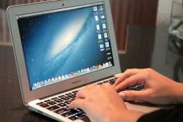 Tạm biệt một huyền thoại: Chiếc MacBook nhỏ gọn nhất đã trở thành đồ "lỗi thời"
