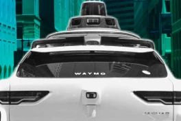 Lần đầu tiên xe Trung Quốc chạy robotaxi tại Mỹ