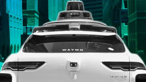 Lần đầu tiên xe Trung Quốc chạy robotaxi tại Mỹ