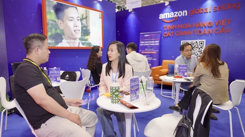 Amazon tư vấn 1:1 cho doanh nghiệp ở triển lãm Vietnam International Sourcing 2025