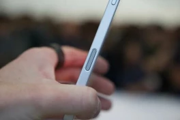 Apple có thể sẽ "khai tử" nút Chụp ảnh trên iPhone chỉ sau hai thế hệ