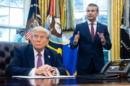 Trump đổi tên Lầu Năm Góc thành ‘Bộ Chiến Tranh’, cựu đại sứ Hoa Kỳ tại Trung Quốc lo ngại "Đó chính xác là điều Trung Quốc muốn"