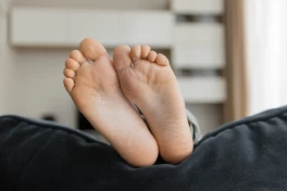 5 dấu hiệu ở chân tiết lộ bệnh nhiều người không nghĩ tới