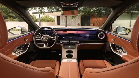 Nội thất Mercedes GLC EV 2026: Hyperscreen 39 inch và AI dẫn đường thông minh