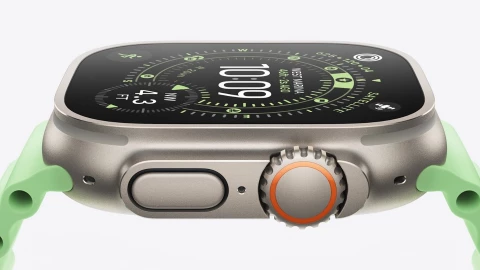 Apple Watch Ultra sở hữu màn hình khổng lồ, công nghệ kết nối vệ tinh cực xịn