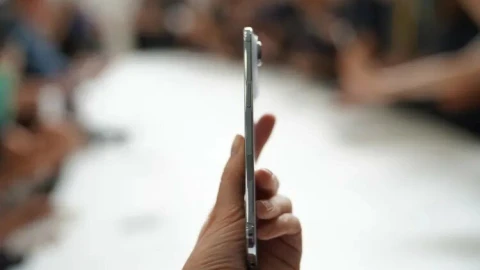 Ảnh thực tế trên tay iPhone Air vừa chính thức "ra lò"