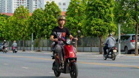 Trải nghiệm xe máy điện Yadea Vekoo: Lời giải di chuyển cho thế hệ gen Z