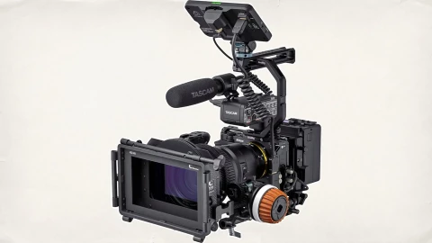 Sony hãy dè chừng, Nikon chính thức nhảy vào thị trường quay phim với cái giá "hạt dẻ"