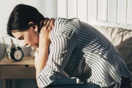 Nghiên cứu mới: Thu nhập càng thấp, chất lượng giấc ngủ càng kém