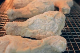 Cách làm bột mì tự nở làm vỏ gà rán giòn như gà KFC