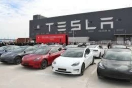 Trung Quốc lại làm Mỹ “nóng mặt”khi cho phép Tesla thực hiện việc chưa hề được cho phép