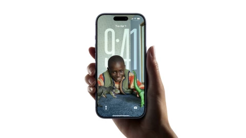 Cơn ác mộng iOS 26: iPhone đời cũ bị giật lag, hao pin, giao diện mới Liquid Glass gây "lú"
