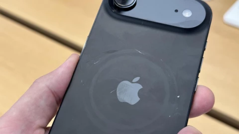 Hai màu iPhone 17 Pro và iPhone Air gặp vấn đề trầy xước nghiêm trọng