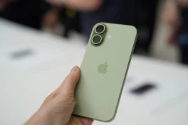 Quên Pro Max đi, đây mới là chiếc iPhone mà mọi người đang săn lùng