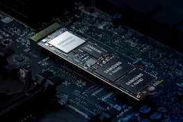 Giá RAM và ổ cứng SSD sắp "dựng đứng" sau quyết định của Samsung