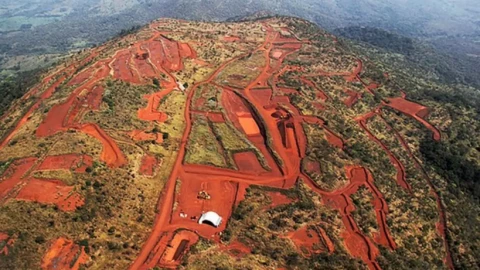 Tại sao mỏ sắt khổng lồ trị giá hàng chục tỷ USD này bị “bỏ quên” suốt hàng trăm năm?