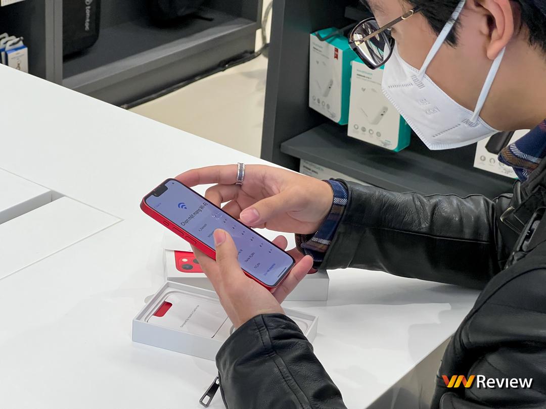 ShopDunk khai trương đồng loạt 5 cửa hàng Apple Mono Store và mở bán iPhone 13 chính hãng tại Việt Nam