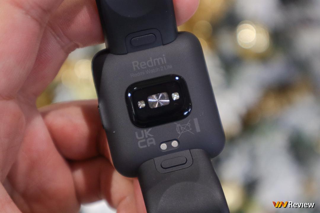 Trên tay Redmi Watch 2 Lite: hơn 1 triệu “đủ món ăn chơi” từ GPS, SpO2, chống nước 50 mét